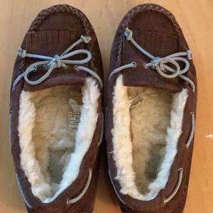 UGG AUSTRALIA shoe for women size 6 in good condition